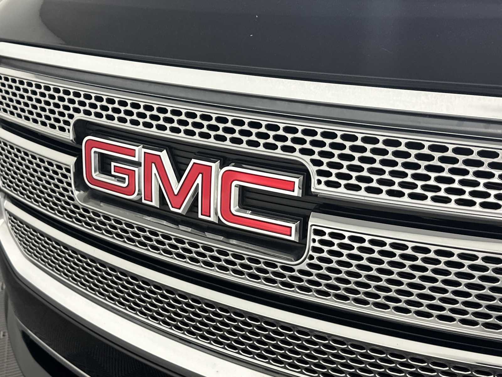 Used 2015 GMC Acadia Denali FWD image 12