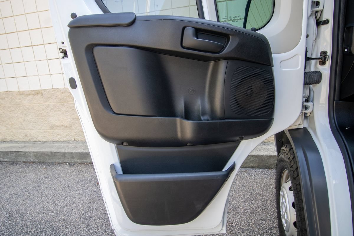 Used 2018 RAM ProMaster 3500 w/ Premium Appearance Group FWD image 11