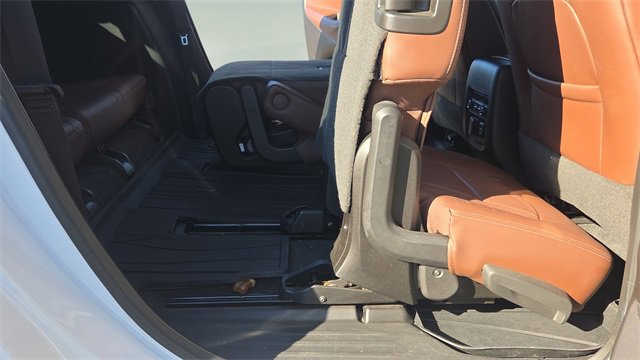 Used 2020 Buick Enclave Avenir w/ Avenir Technology Package image 23