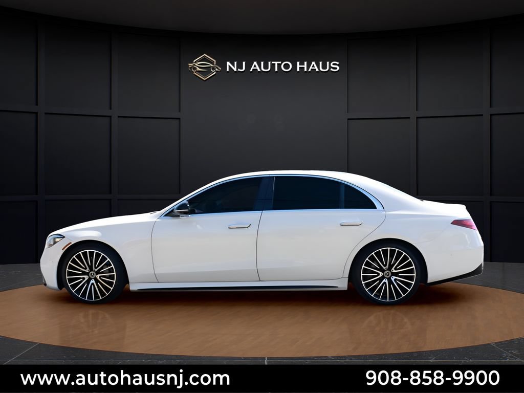 Used 2022 Mercedes-Benz S 580 4MATIC Sedan image 5