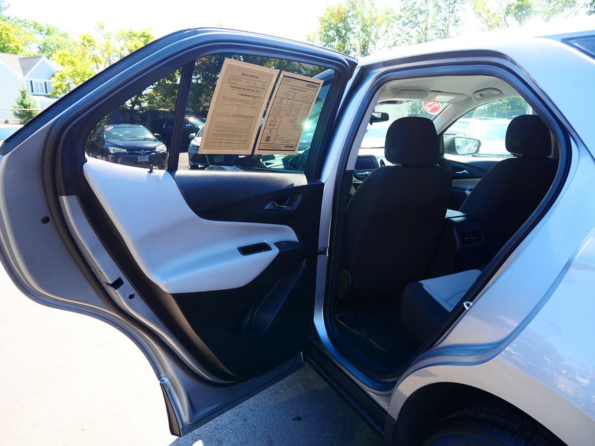 Used 2023 Chevrolet Equinox LS w/ LPO, Floor Liner Package AWD/4WD image 23