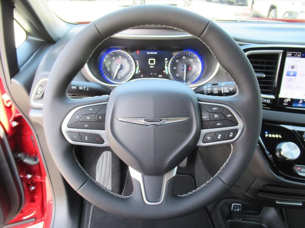 New 2026 Chrysler Voyager LX FWD image 16