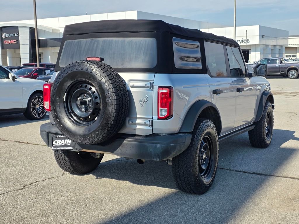 Used 2022 Ford Bronco Black Diamond image 8