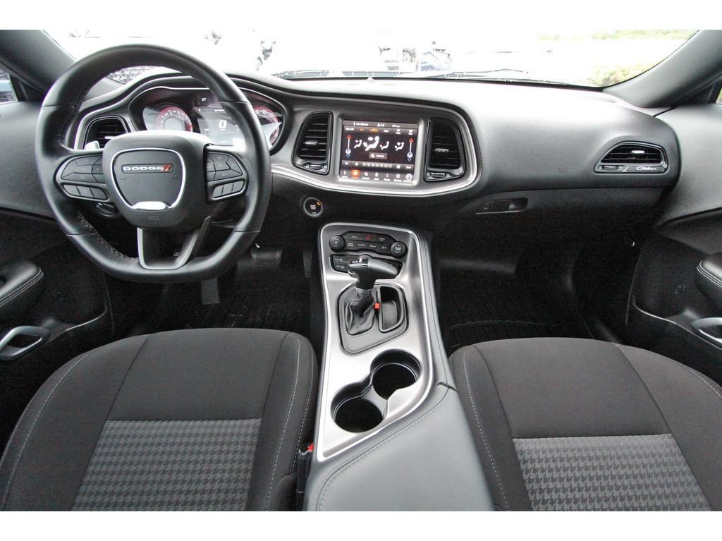 Used 2021 Dodge Challenger R/T Scat Pack RWD image 10