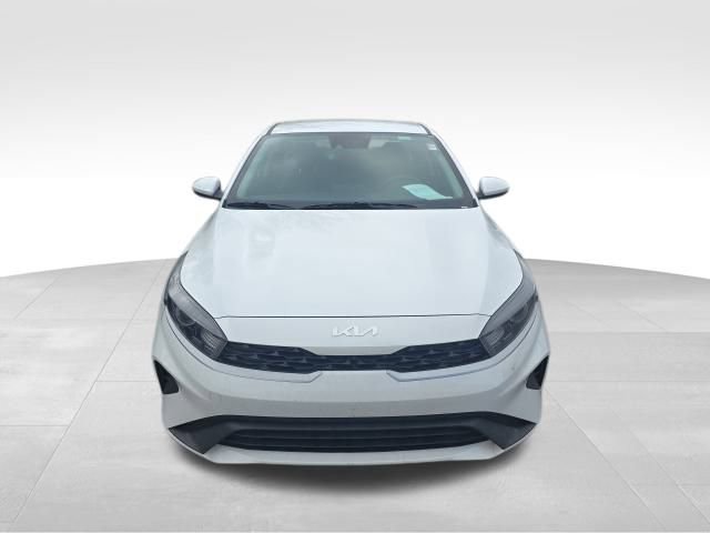 Used 2024 Kia Forte LXS image 9