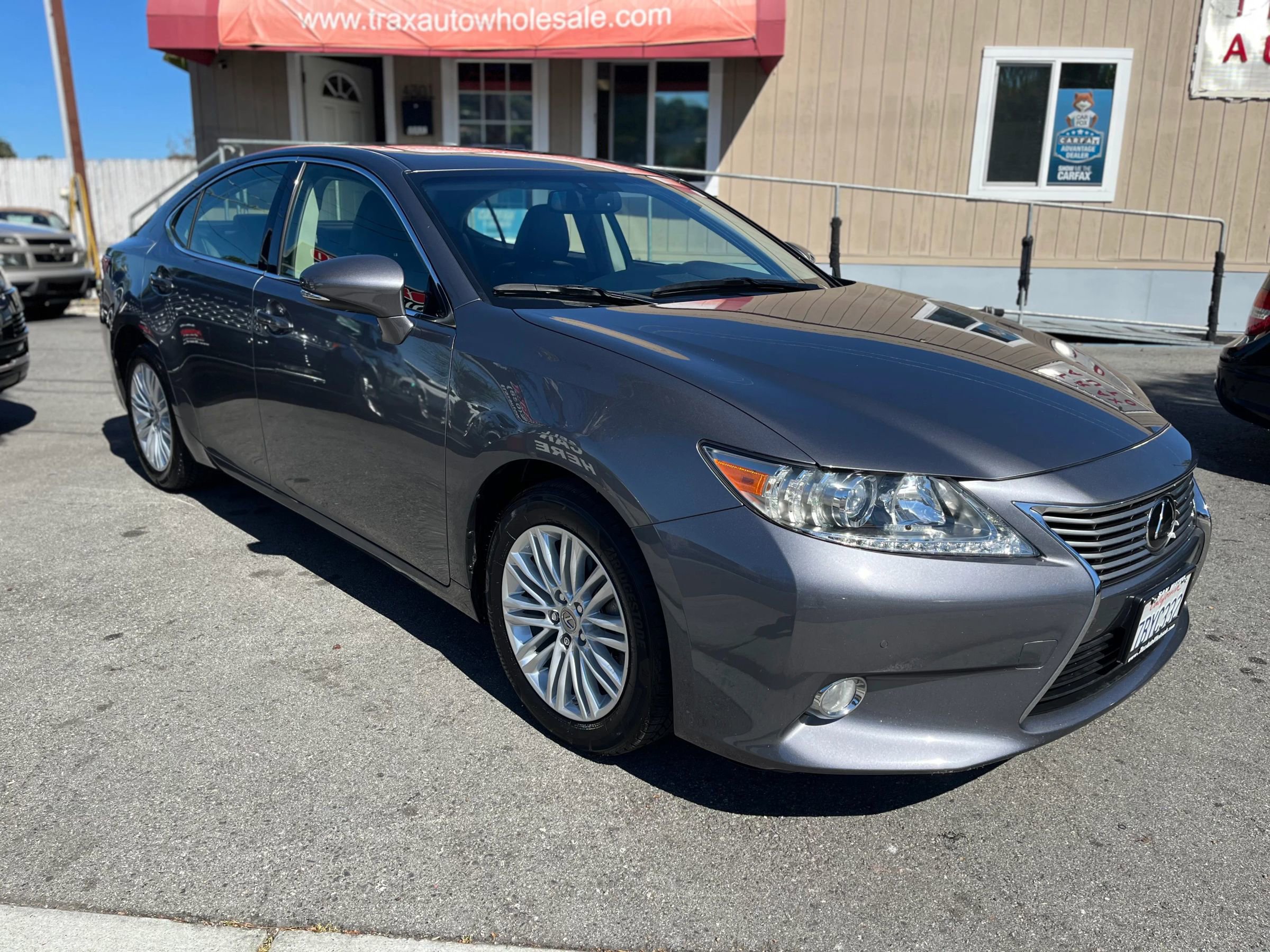Used 2013 Lexus ES 350 w/ Premium Pkg image 1