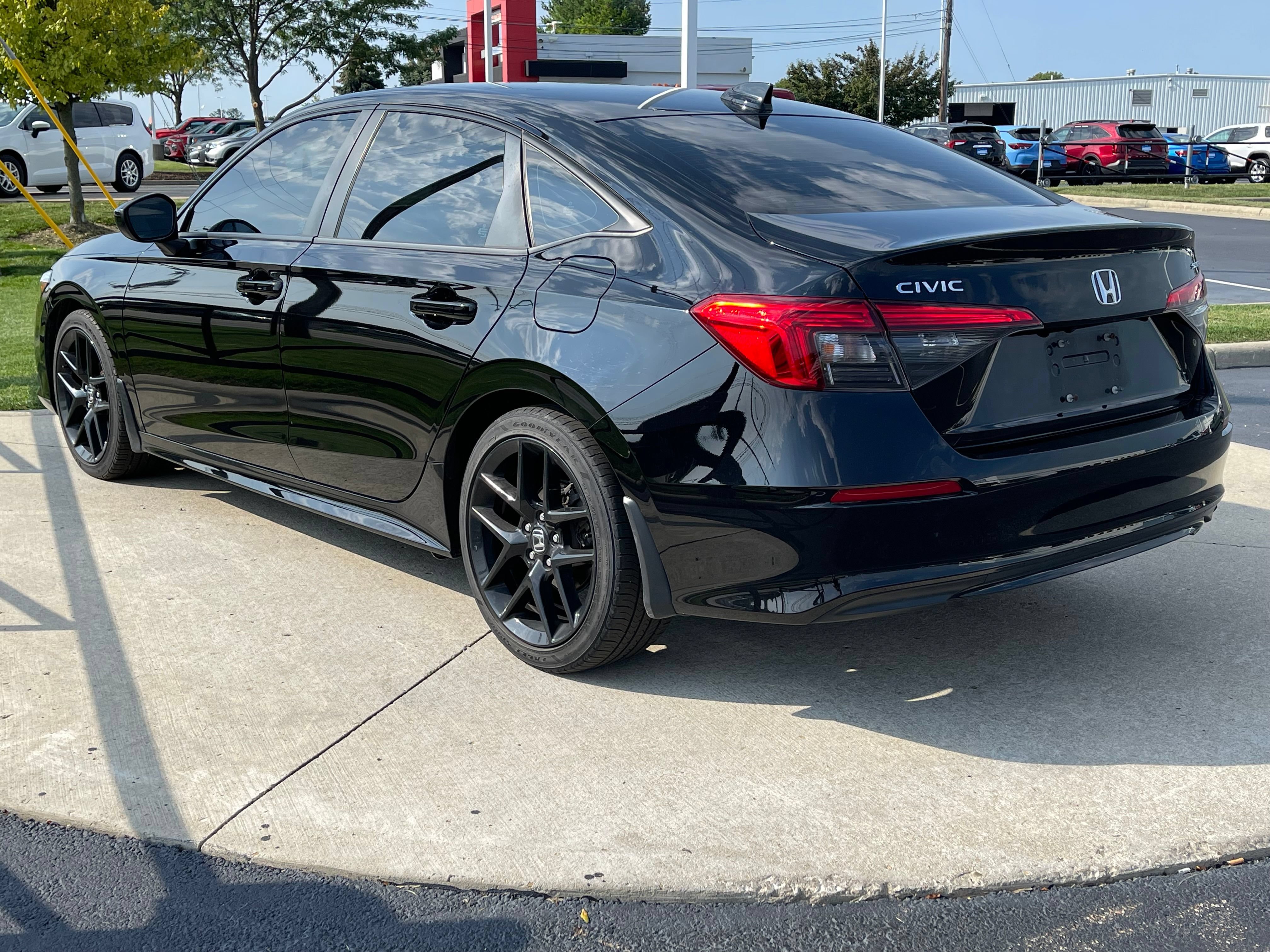 Used 2022 Honda Civic Sport image 5