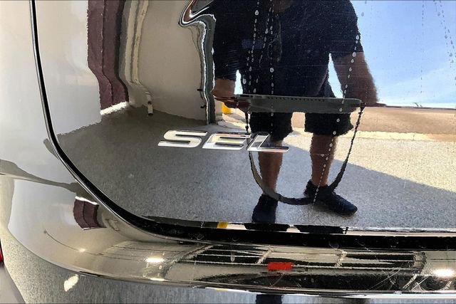 Used 2024 Ford Edge SEL w/ Convenience Package image 25