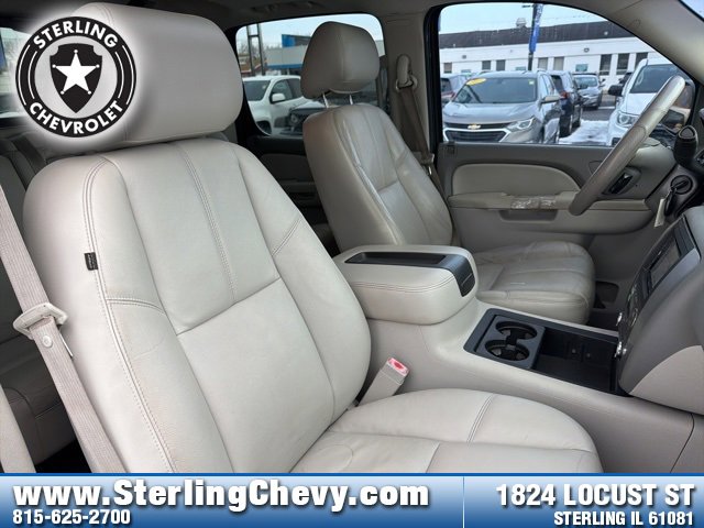 Used 2012 Chevrolet Avalanche LT w/ Suspension Package, Off-Road image 12