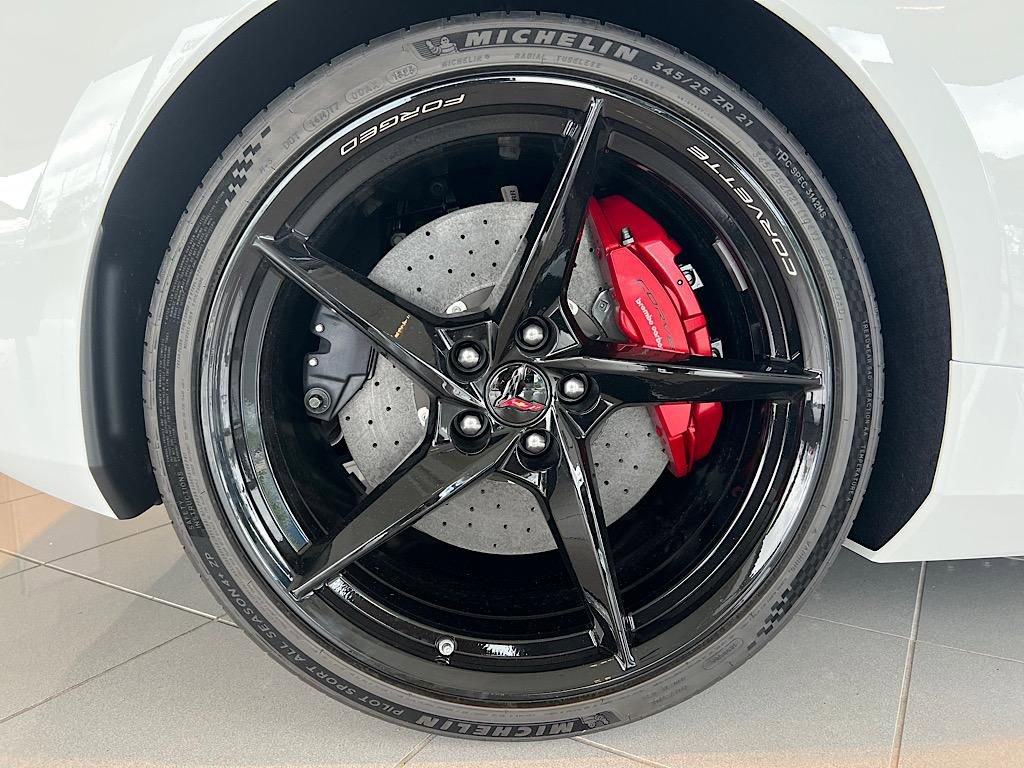 New 2025 Chevrolet Corvette E-Ray w/ Stealth Interior Trim Package image 24