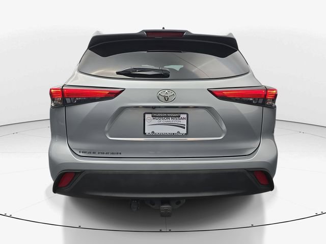 Used 2022 Toyota Highlander L image 8