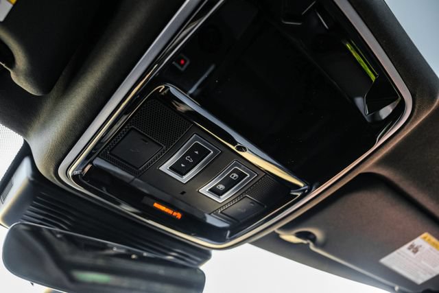 New 2026 Land Rover Range Rover Velar Belgravia AWD/4WD image 41