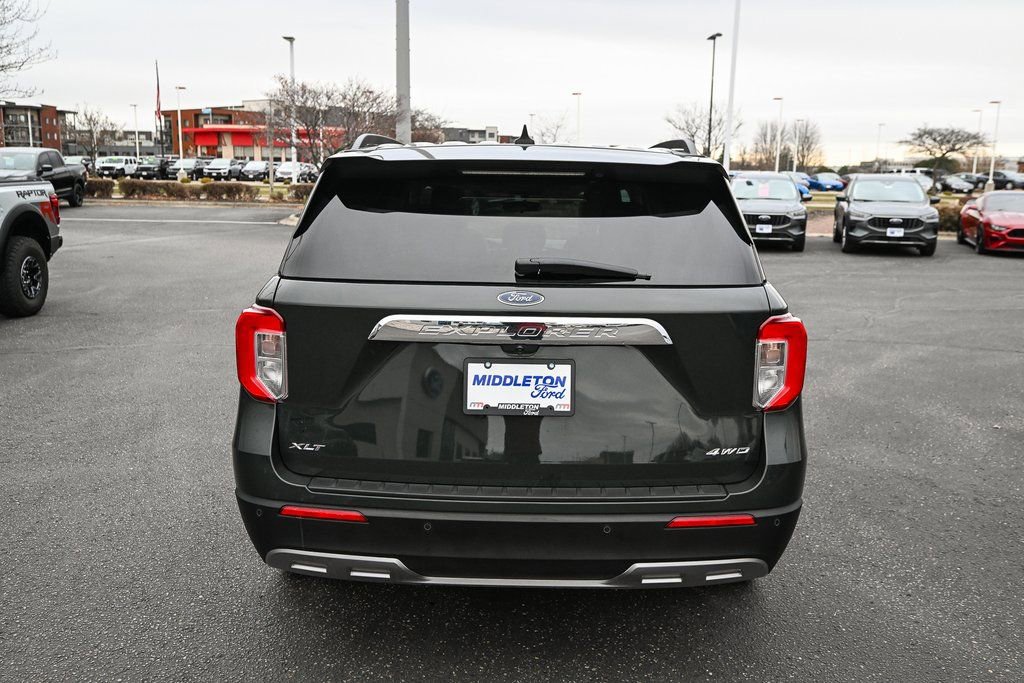Certified 2023 Ford Explorer XLT w/ Equipment Group 202A image 6