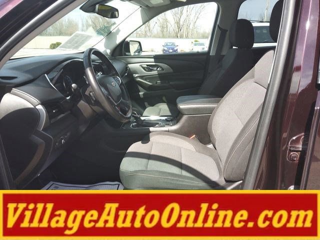 Used 2021 Chevrolet Traverse LT image 18
