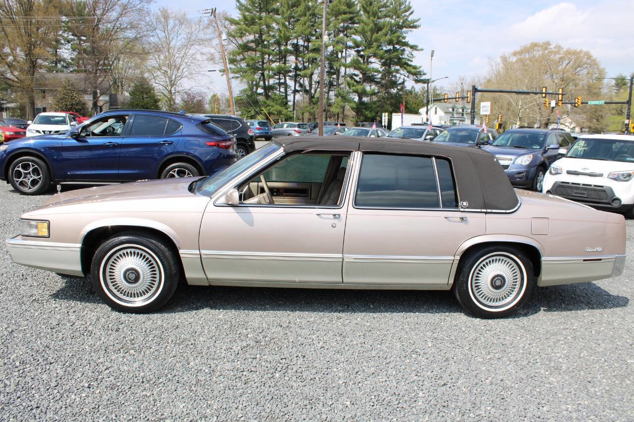 Used 1990 Cadillac De Ville Sedan FWD image 10