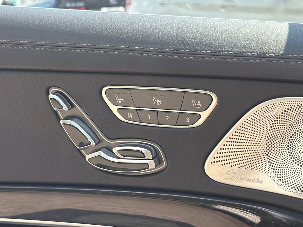 Used 2019 Mercedes-Benz S 560 Sedan image 34
