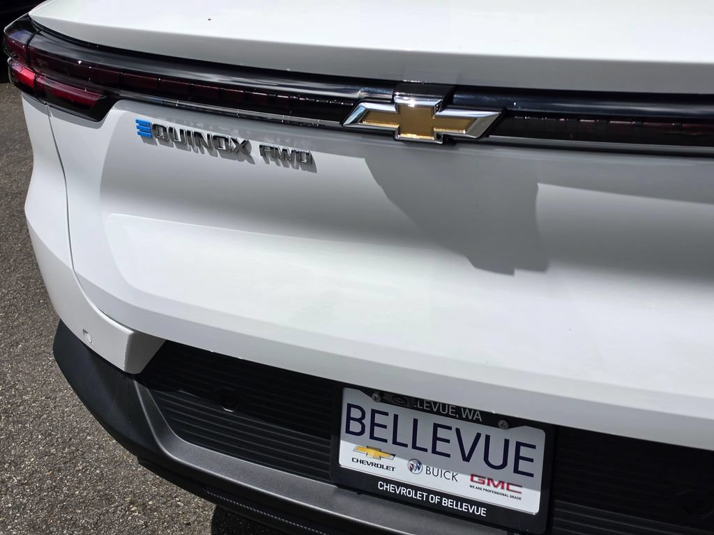 New 2026 Chevrolet Equinox EV LT AWD/4WD image 13