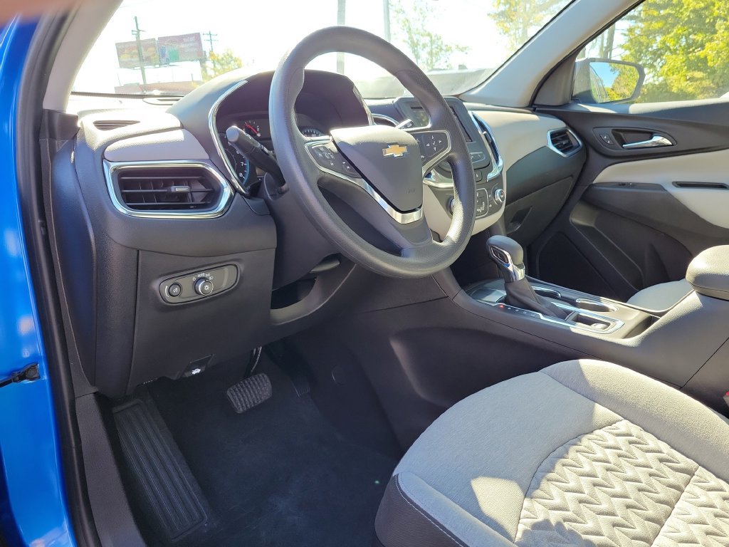 Used 2024 Chevrolet Equinox LS w/ Driver Confidence II Package FWD image 25