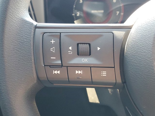Certified 2026 Nissan Kicks SV FWD image 8
