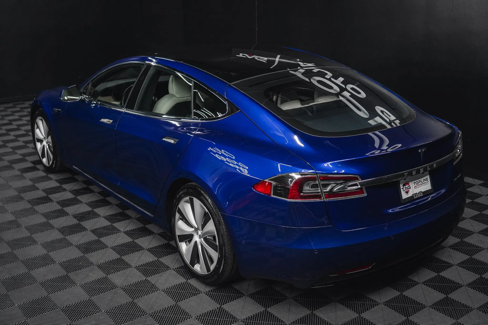 Used 2020 Tesla Model S AWD image 32