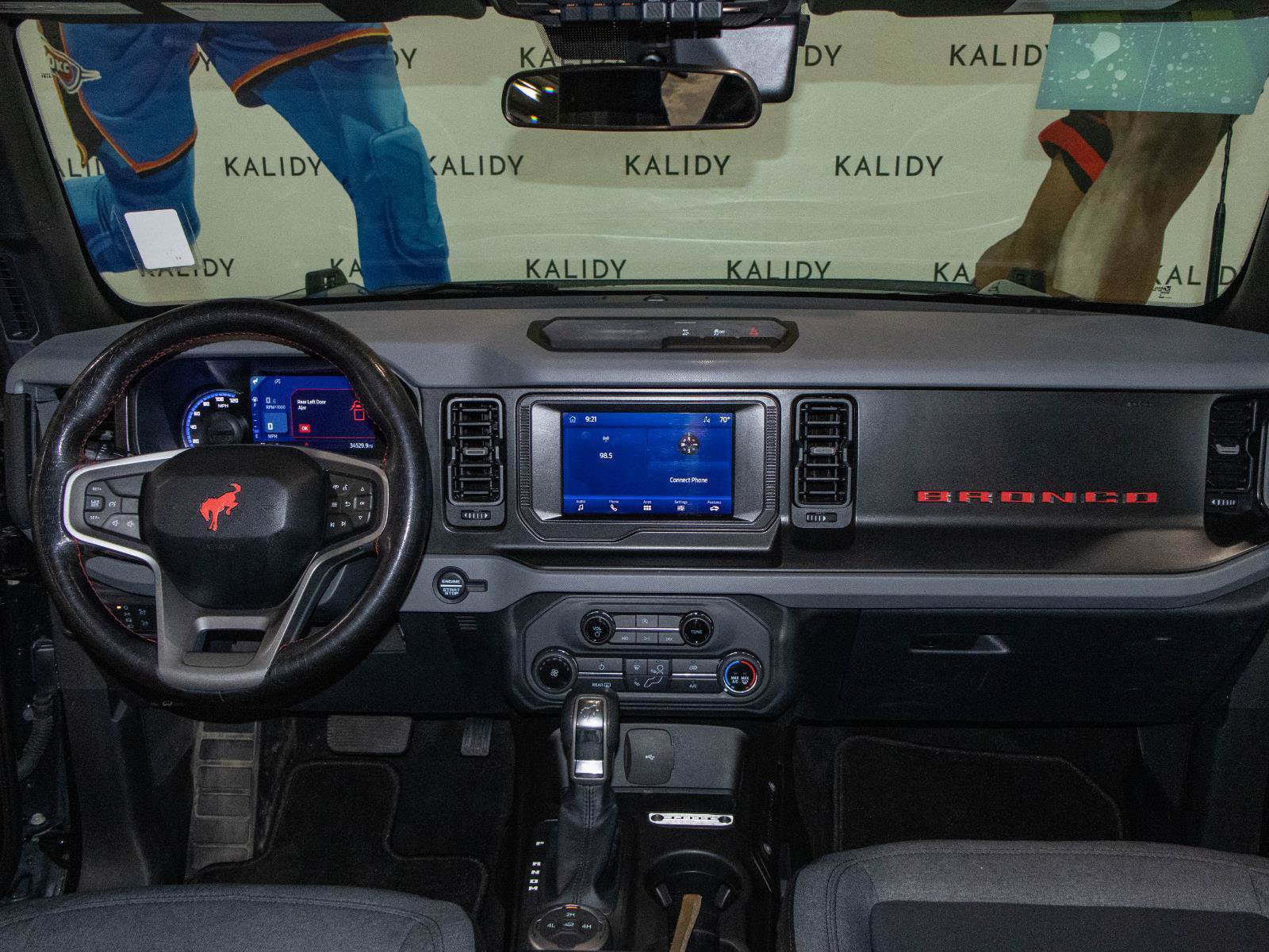 Used 2022 Ford Bronco 4-Door AWD/4WD image 3