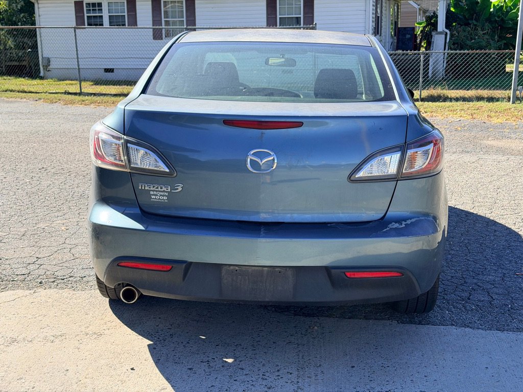 Used 2010 MAZDA MAZDA3 i Touring image 6