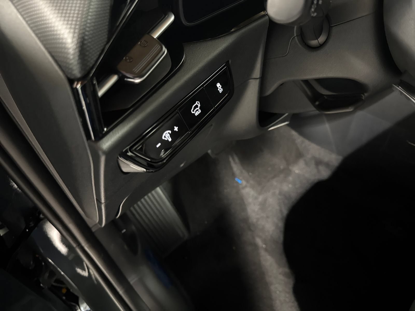 New 2026 Kia Niro Wind w/ Wind Preserve Package FWD image 16