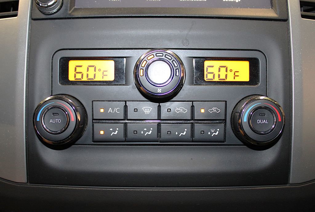 Used 2020 Nissan Frontier SV AWD/4WD image 17