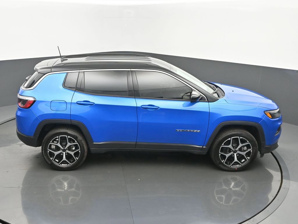 New 2025 Jeep Compass Limited image 43