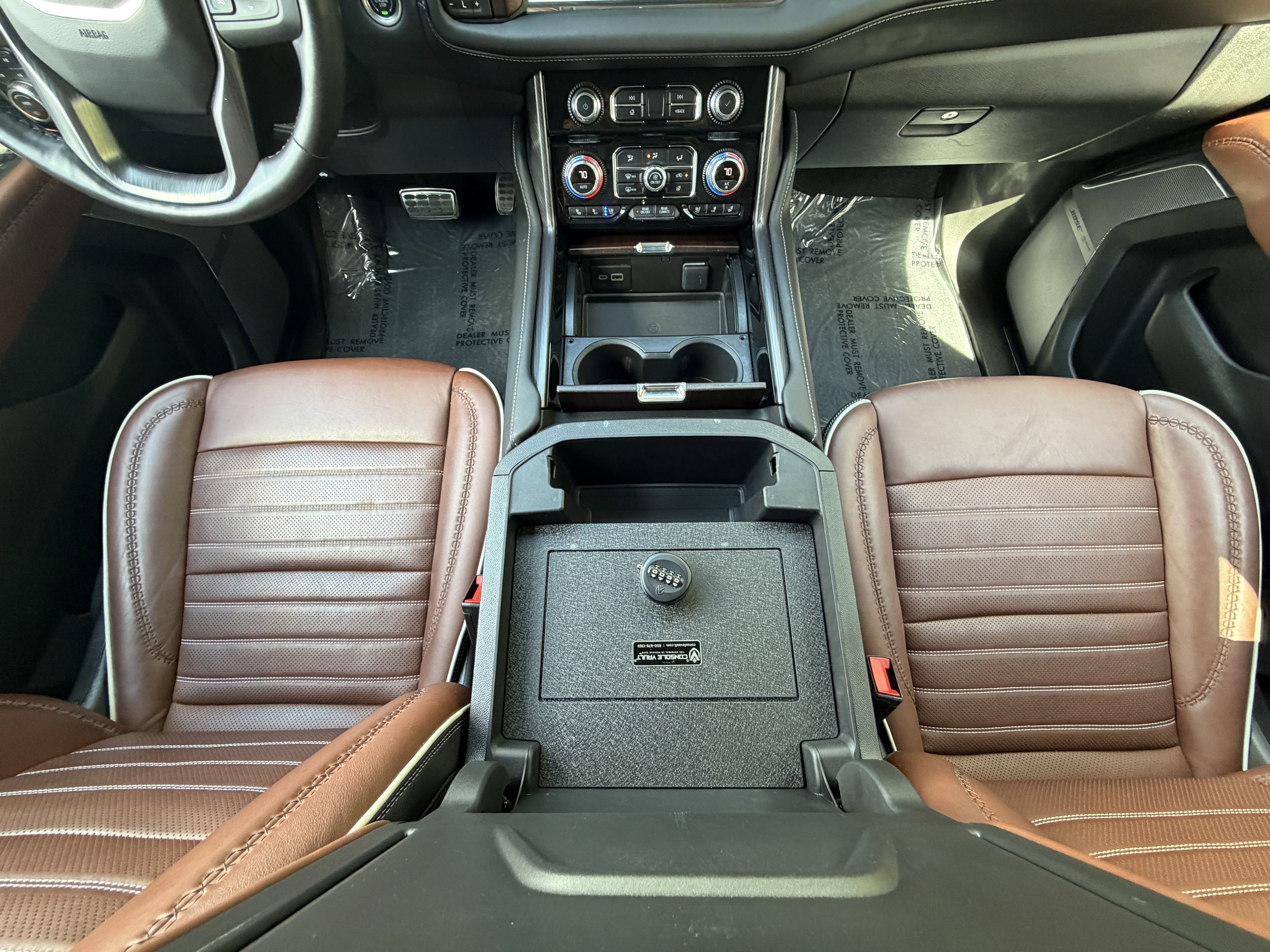 Used 2023 GMC Yukon Denali Ultimate AWD/4WD image 31