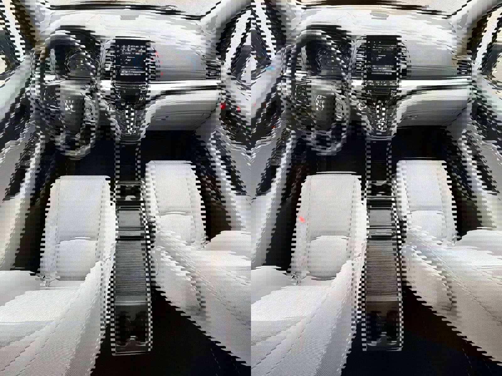 Used 2018 Honda Odyssey EX image 2