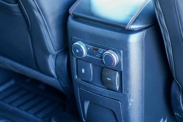 Used 2022 Ford Explorer ST-Line image 25