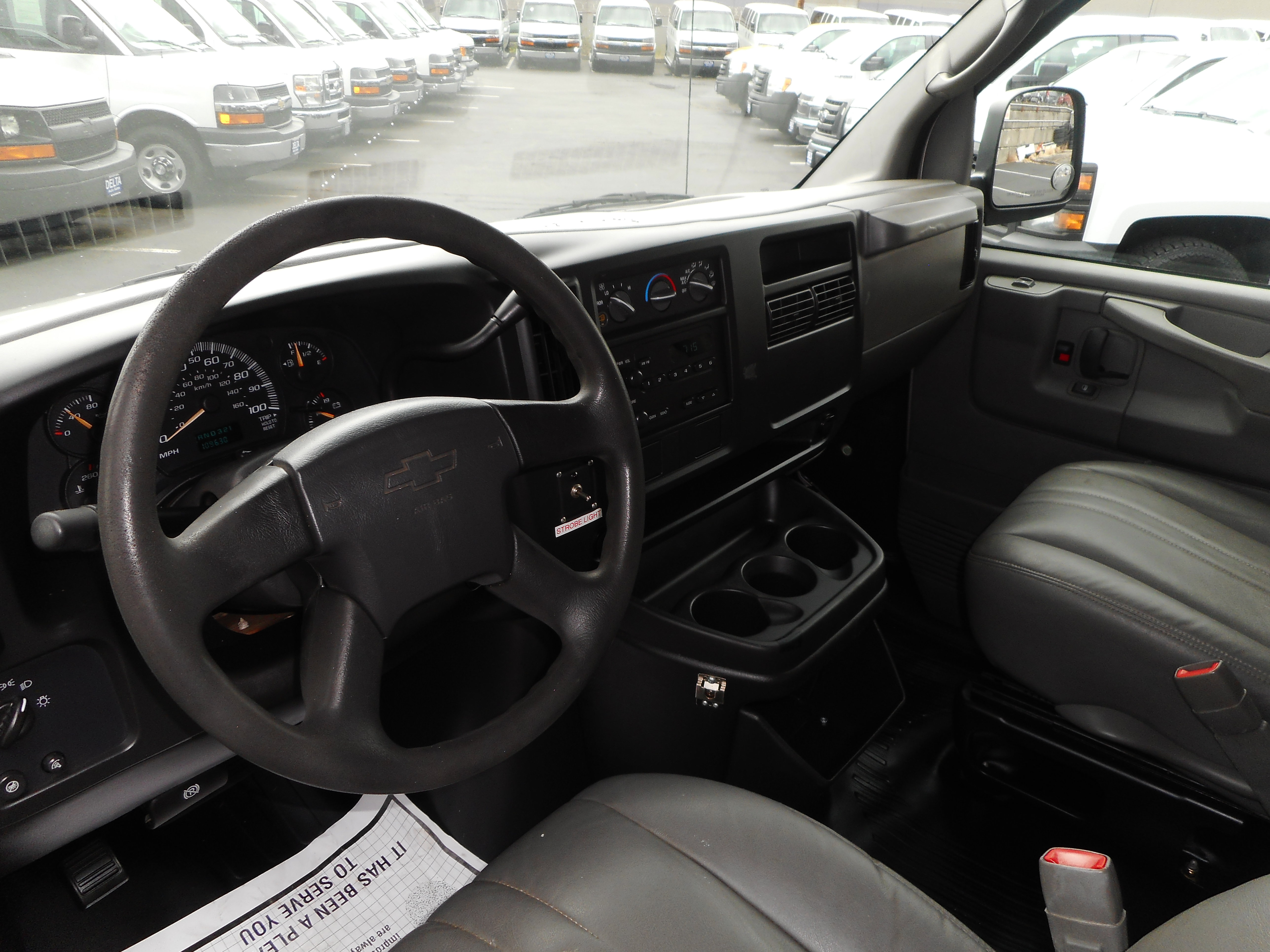 Used 2006 Chevrolet Express 2500 w/ Power and Light Package RWD image 12