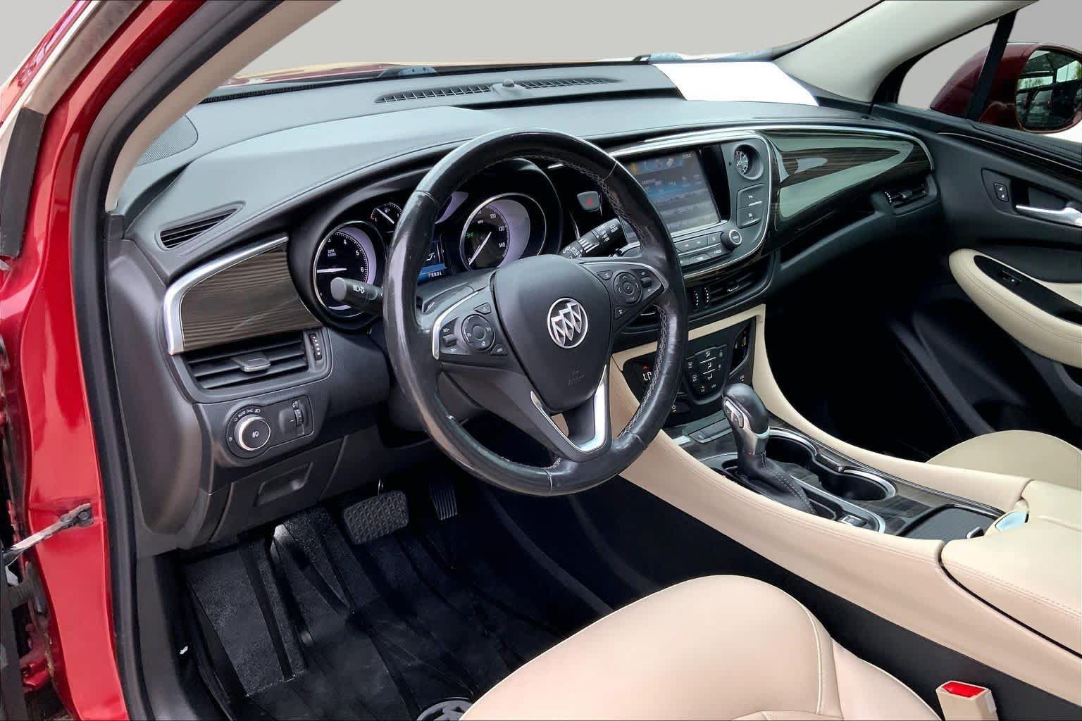 Used 2019 Buick Envision Essence FWD image 16