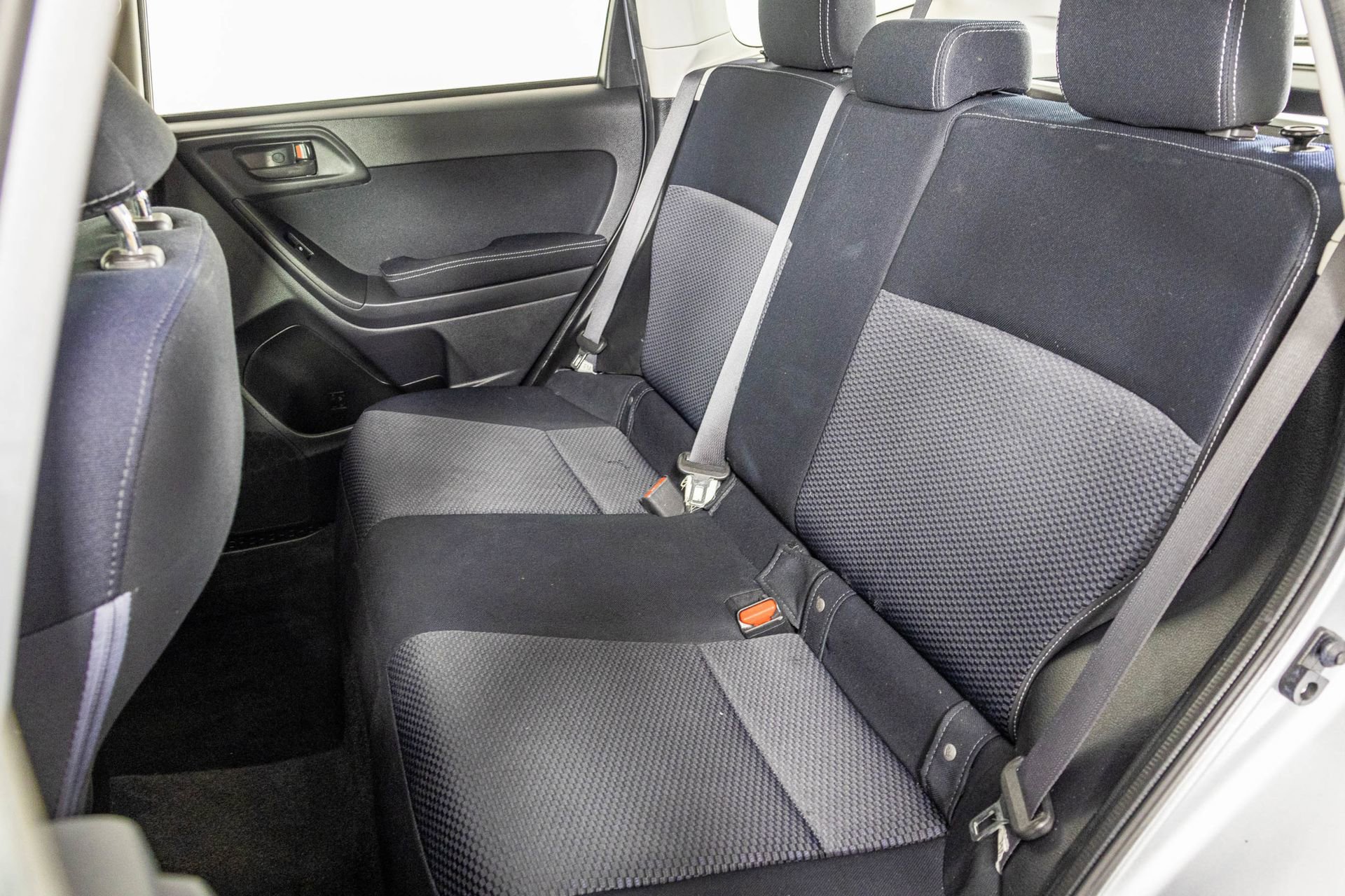 Used 2015 Subaru Forester 2.5i w/ Alloy Wheel Package image 33