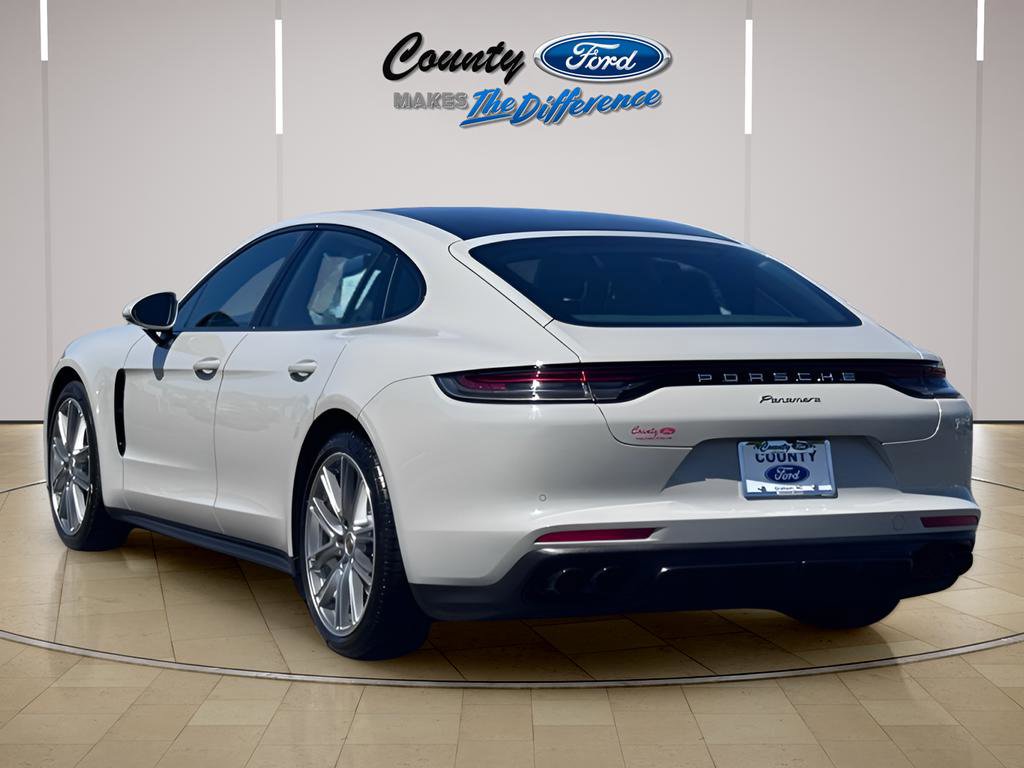 Used 2021 Porsche Panamera RWD image 11