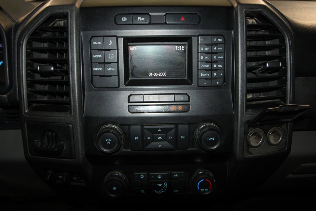 Used 2019 Ford F550 4x4 Regular Cab Super Duty image 12