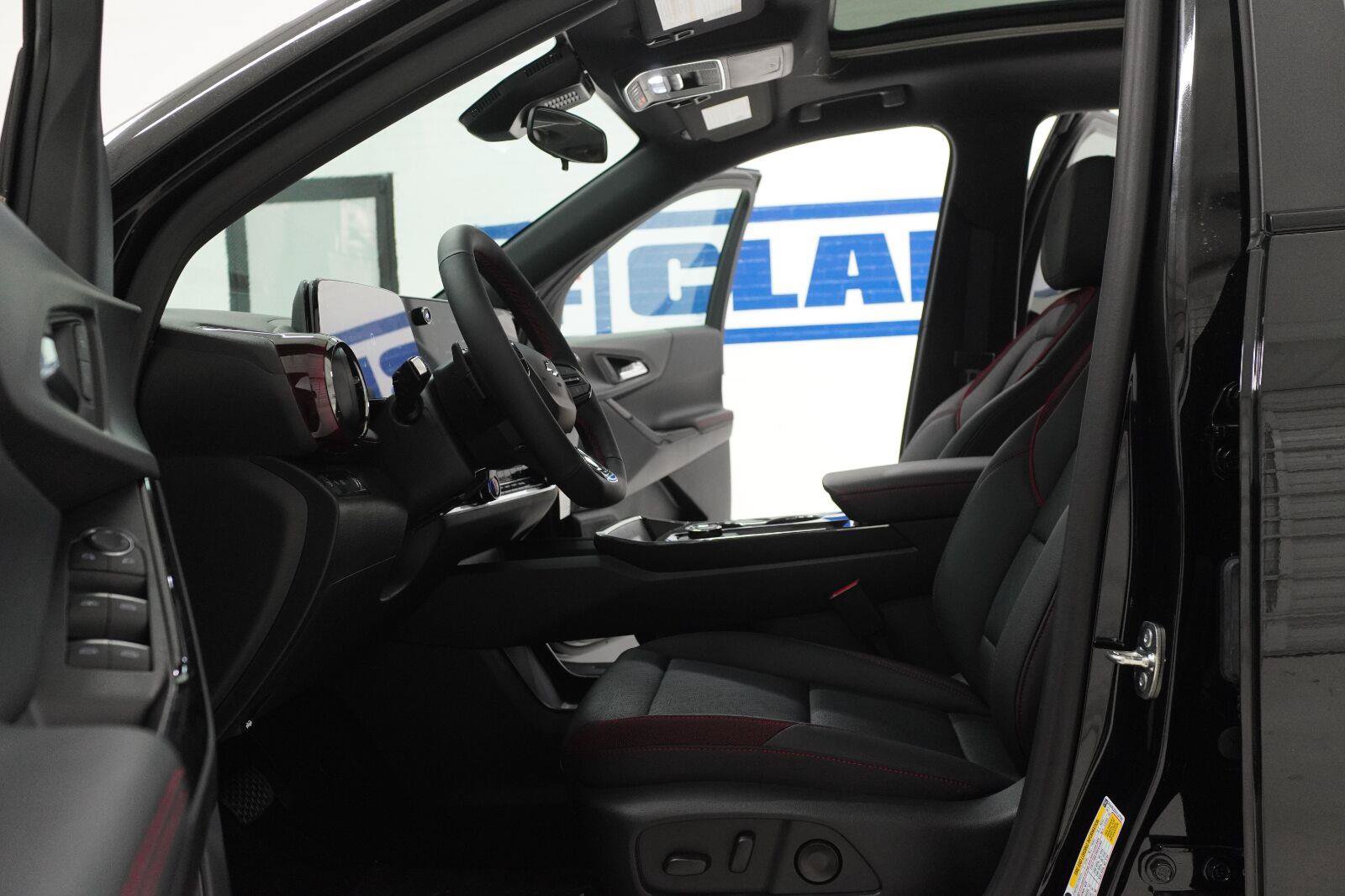 New 2027 Chevrolet Equinox RS FWD image 5