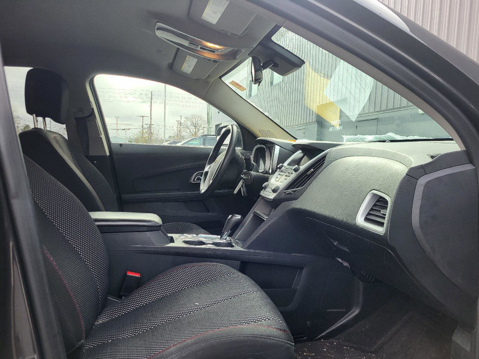 Used 2016 Chevrolet Equinox LT w/ Convenience Package image 12