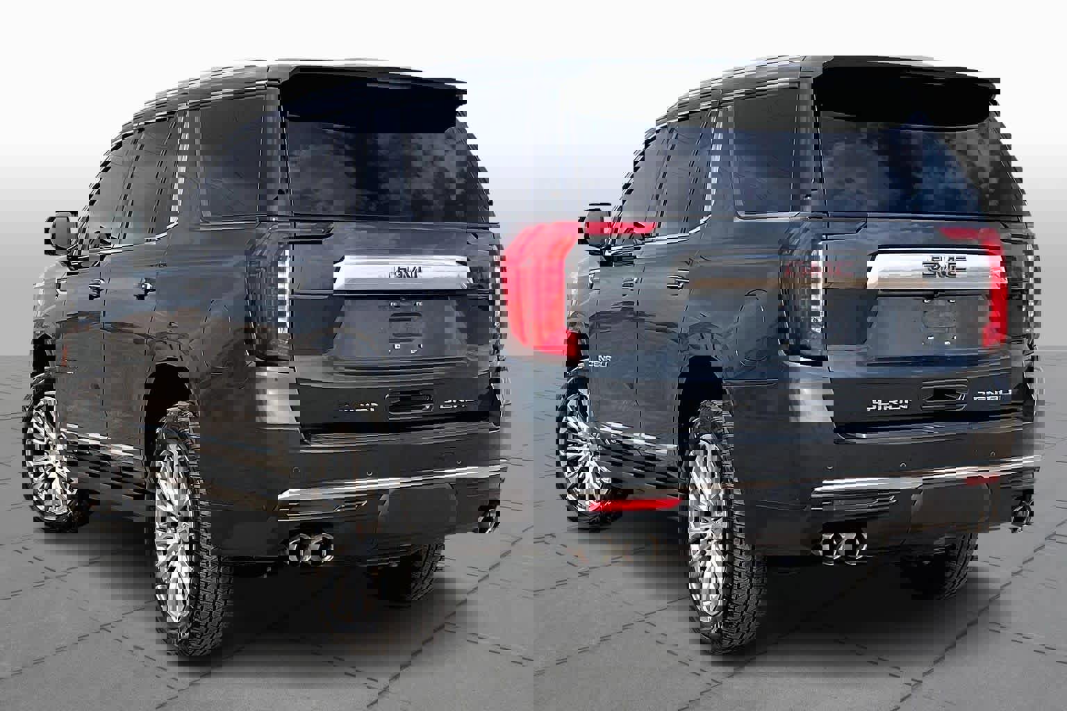 Used 2022 GMC Yukon Denali w/ Max Trailering Package image 12