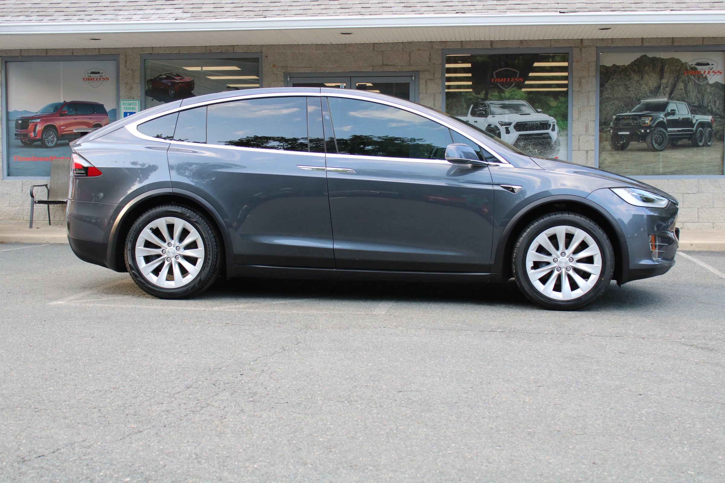 Used 2020 Tesla Model X Long Range image 27