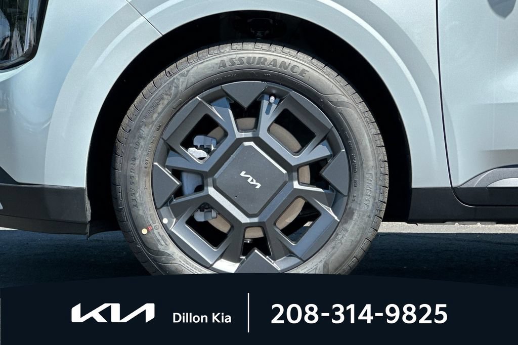 New 2026 Kia Carnival EX FWD image 31