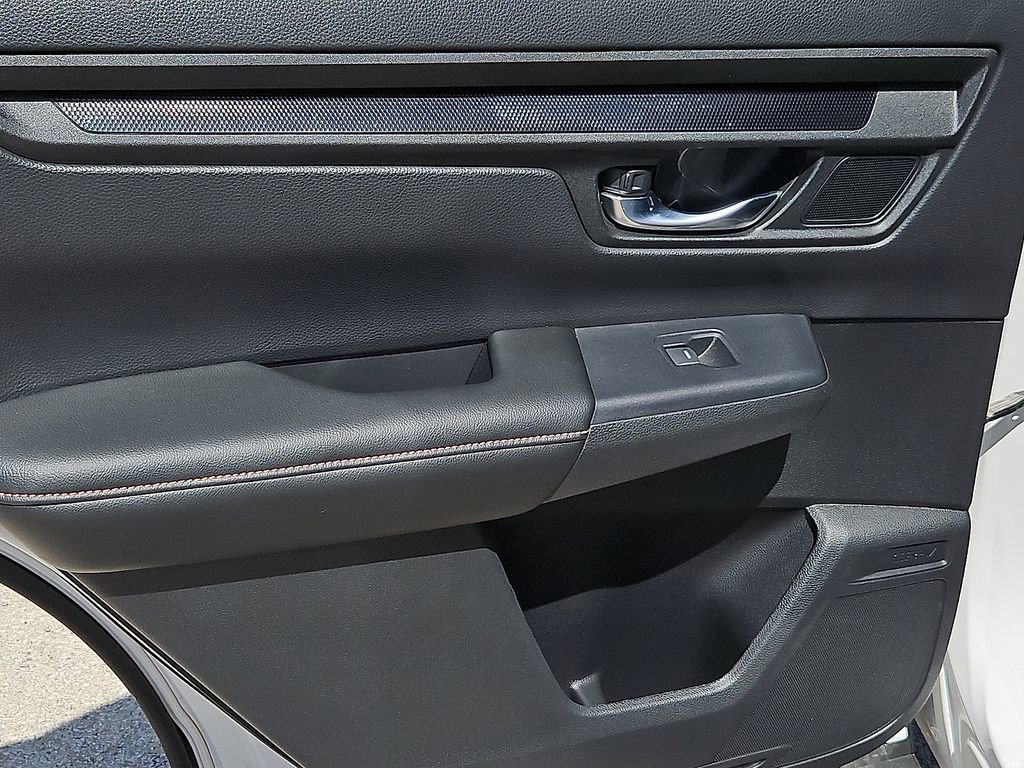 Used 2025 Honda CR-V Sport-L image 18