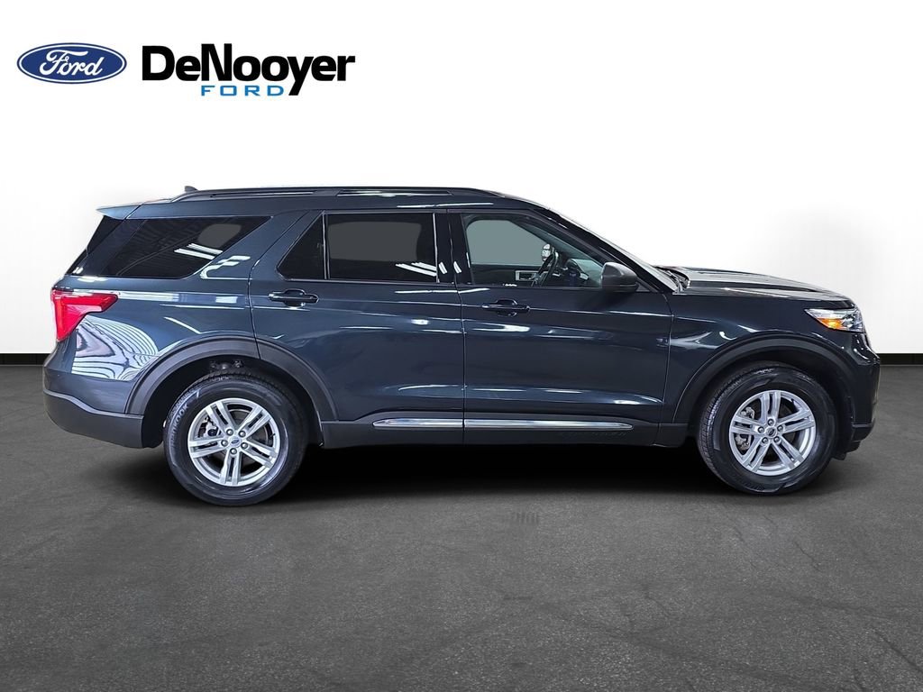 Used 2023 Ford Explorer XLT w/ Equipment Group 202A image 5