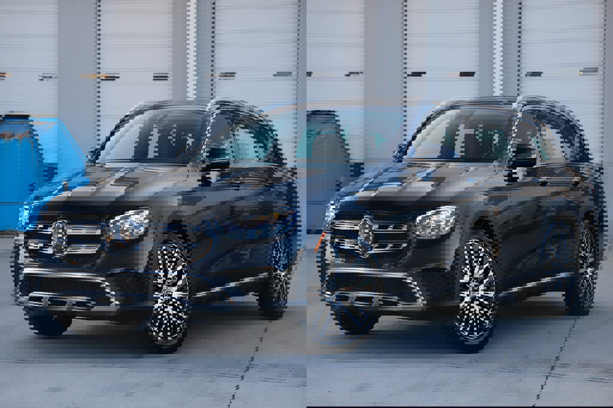 Used 2023 Mercedes-Benz E 450 4MATIC All-Terrain Wagon image 1