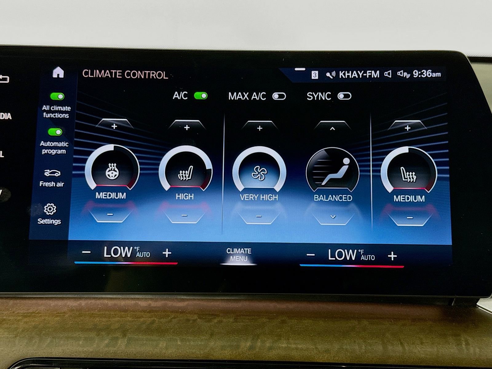 Certified 2023 BMW X1 xDrive28i w/ Premium Package image 16