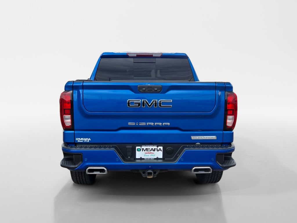 Used 2022 GMC Sierra 1500 Elevation w/ Elevation Premium Package AWD/4WD image 5