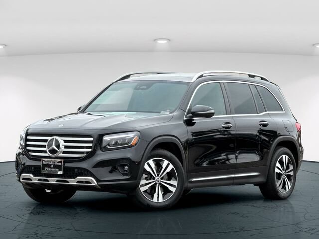 Used 2026 Mercedes-Benz GLB 250 4MATIC image 2