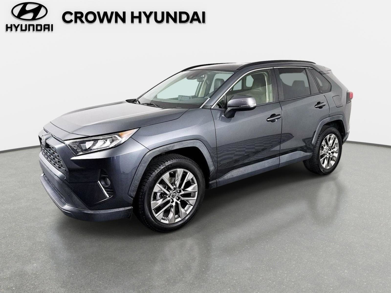 Used 2019 Toyota RAV4 XLE Premium FWD image 1