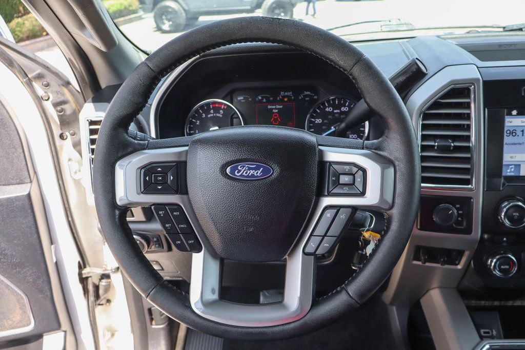 Used 2017 Ford F350 Lariat w/ Chrome Package image 19